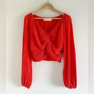 NWOT ASTR the Label Twist Front Plissé Crop Top in Orange size medium